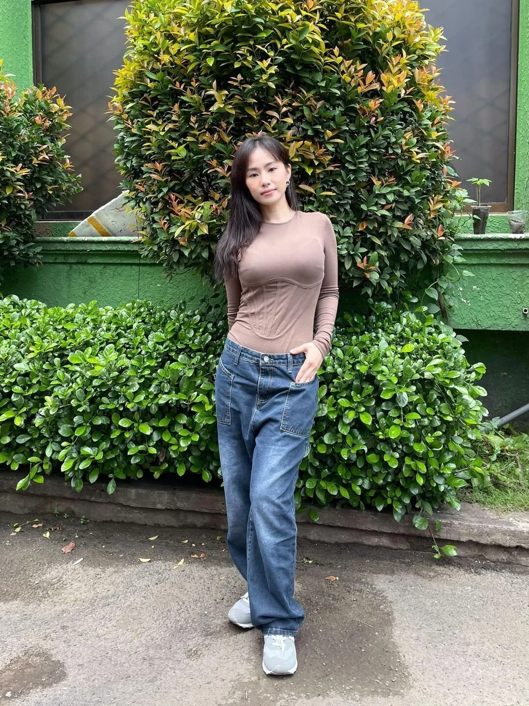 Sao Việt Lệ Quyện diện bikini gợi cảm Phương Thanh thân thiết bên