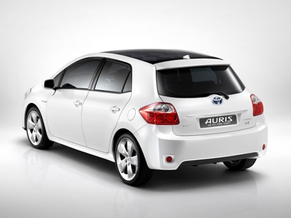 Vén màn Toyota Auris phiên bản 2010 - Hình 1
