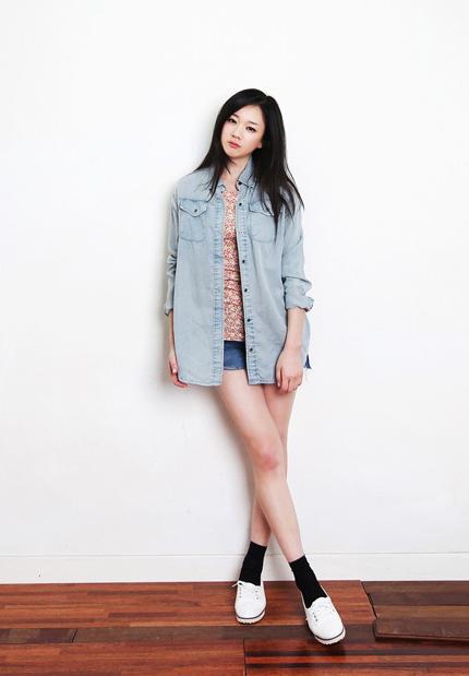 Diện jeans shorts thật xinh - Hình 5