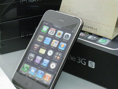 10 điện thoại đắt hàng tháng 4/2010 - Hình 2