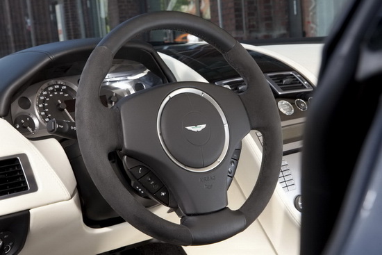 Edo Competition biến Aston Martin DB9 thành DBS - Hình 14