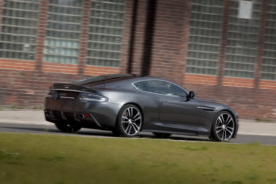 Edo Competition biến Aston Martin DB9 thành DBS - Hình 7