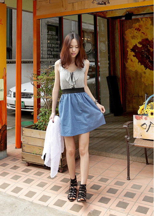 Sắc xanh denim dịu mát ngày hè - Hình 2