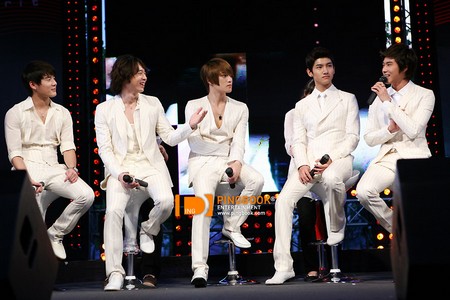 D-NA không còn muốn là hậu duệ DBSK? - Hình 3