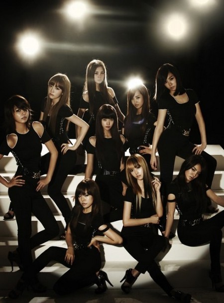 SNSD và KARA uýnh nhau tưng bừng trên đất khách - Hình 2