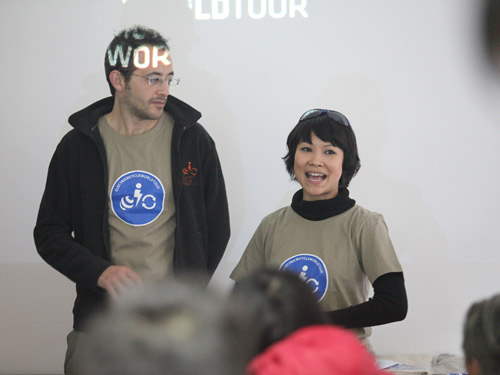 Cô gái Việt và chuyến trăng mật quanh thế giới - Hình 1