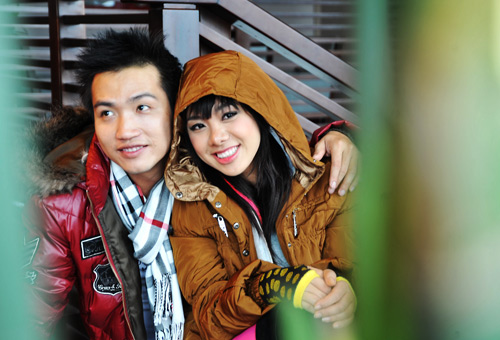 Lan Trinh ấm áp bên Quang Ngọc - Hình 1