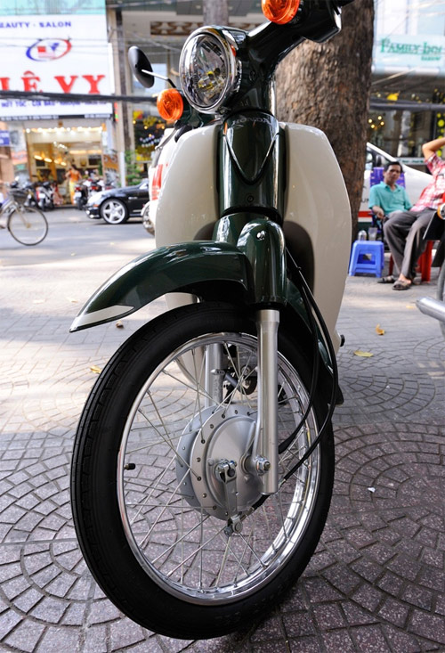 Honda Super Cub giá khủng về Việt Nam - Hình 9