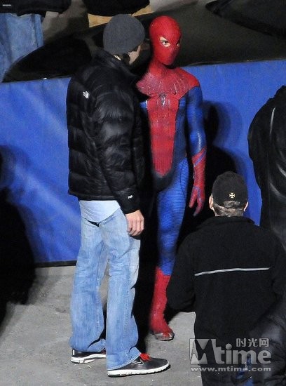 Người Nhện lộ trang phục vô cùng nhạy cảm - Hình 8