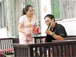 Lý Hùng với nỗi khổ hai vợ - Hình 23