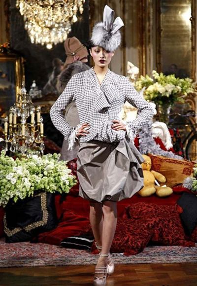 John Galliano - bữa tiệc trình làng đầy ấn tượng - Hình 7