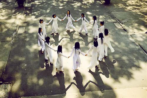 V.Music ngất ngây trước các nữ sinh duyên dáng - Hình 9