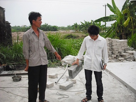 Độc đáo những viên gạch nổi trên mặt nước - Hình 3
