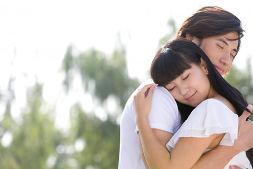 Làm sao để yêu không mù quáng? - Hình 1