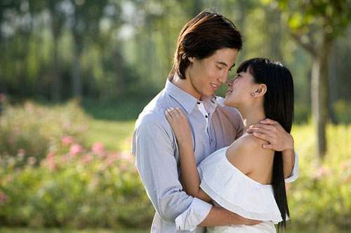 Kĩ thuật hôn đàn ông hiệu quả - Hình 1