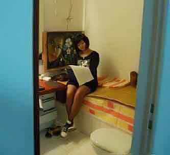 Cô gái 8X sống trong toilet - Hình 7
