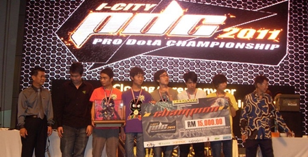CCM tiếp tục bỏ túi thêm danh hiệu vô địch WCG 2011 - Hình 2