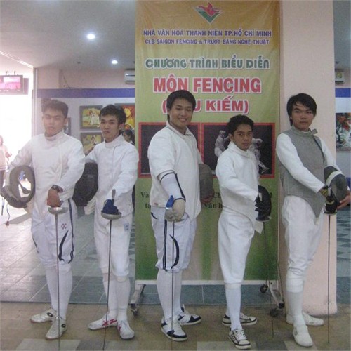 Giới trẻ Sài Thành hào hứng với môn võ quý tộc - Hình 1