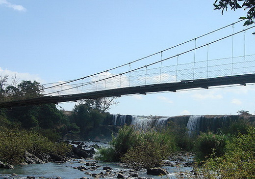 Huyền bí thác Dray Nur - Hình 2