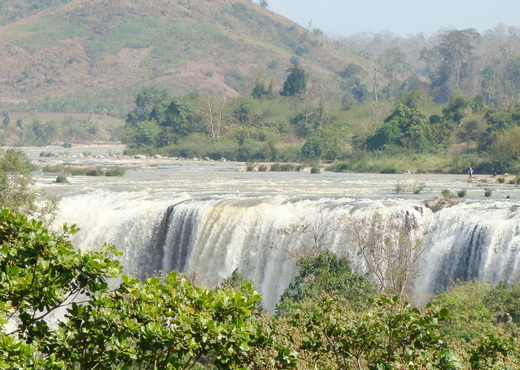 Huyền bí thác Dray Nur - Hình 3