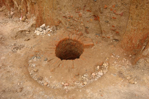 Khám phá 2 mộ cổ ở Ciputra - Hình 8