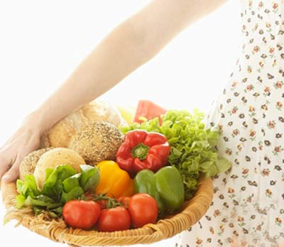 Không súc miệng ngay khi đánh răng - Hình 1