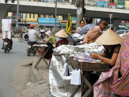 Lô đề lang thang ký: Tăng giá như... hàng chợ! (kỳ 1) - Hình 2