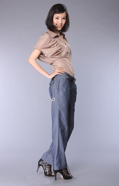 Cô nhân viên sành điệu - Hình 14