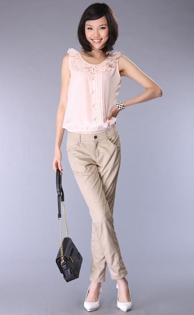 Cô nhân viên sành điệu - Hình 24