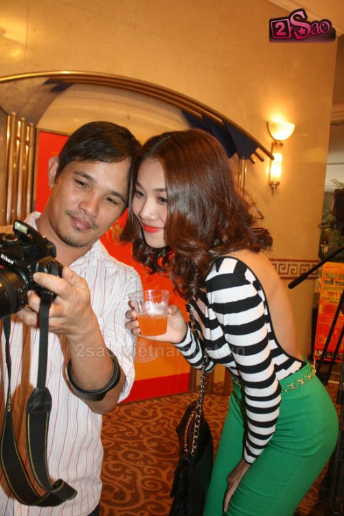 Sao Việt và xu hướng thời trang hè 2011 - Hình 5