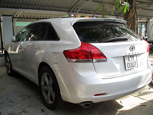 Băng trộm nhà VIP lấy hàng chục tỉ đồng - Hình 1