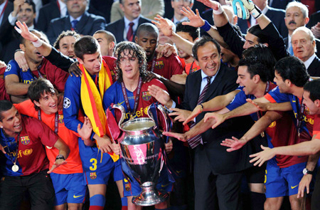 Cầu thủ Barca được thưởng lớn nếu thắng MU - Hình 1