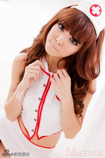 Hotgirl Trung Quốc nóng rực lửa trong cosplay y tá - Hình 1
