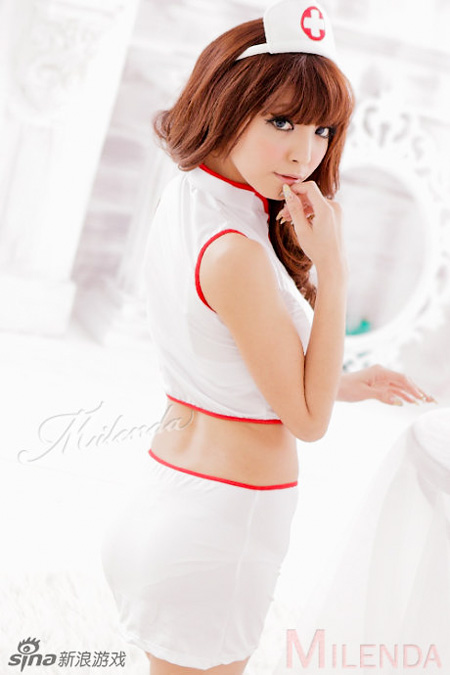 Hotgirl Trung Quốc nóng rực lửa trong cosplay y tá - Hình 5