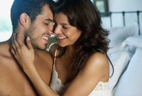 Hư hỏng để chuyện yêu nồng nhiệt hơn - Hình 1