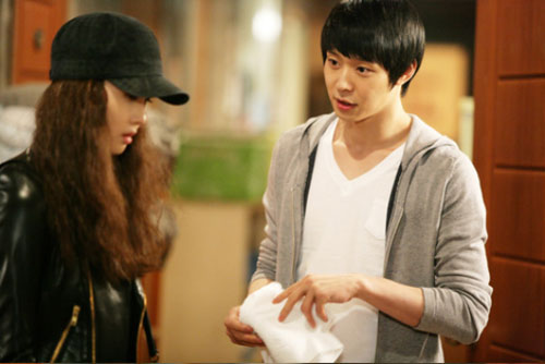 Lee Min Ho và Park Min Young ngọt ngào khi tập võ - Hình 11