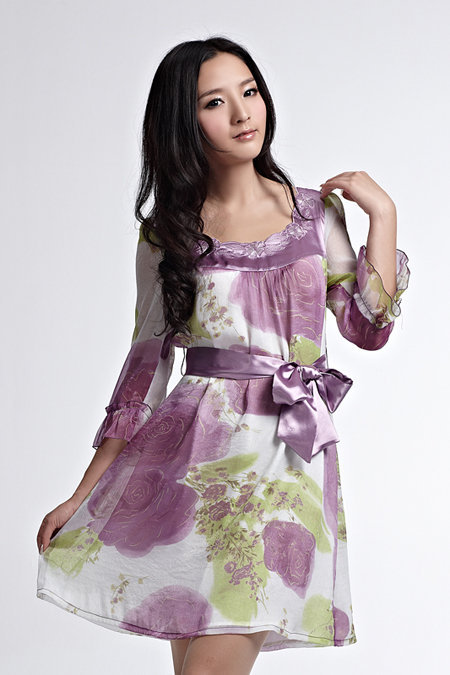 Ngày mát diện váy ngắn dài tay - Hình 23