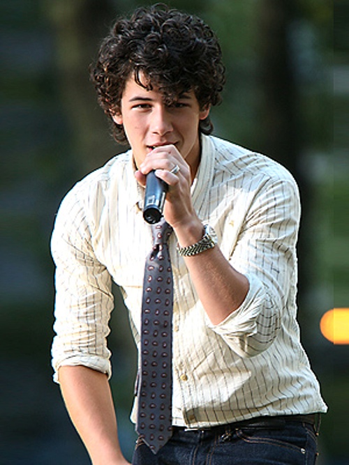 Nick Jonas cũng muốn Glee - Hình 8