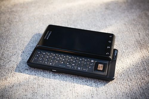 7 smartphone chạy Android dễ hack root nhất - Hình 5