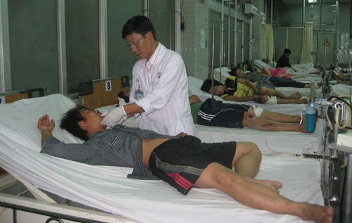 Nước mắt của ma men - Hình 1