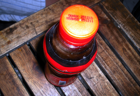 Rợn người với vật thể lạ trong chai Dr. Thanh - Hình 2