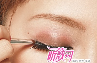 Trang điểm mật đào hút hồn phái mạnh - Hình 4