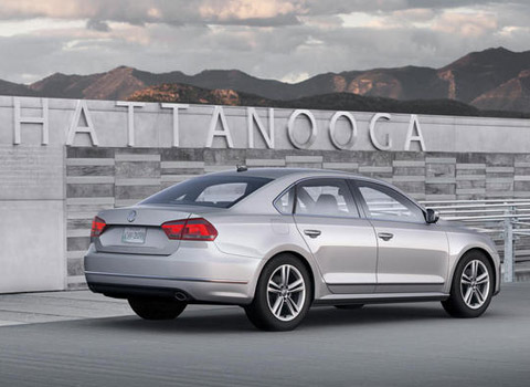 Volkswagen Passat 2012 sẽ rẻ hơn - Hình 3