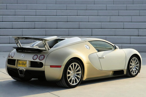 Bugatti Veyron 16.4 cuối cùng xuất xưởng - Hình 5