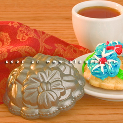 Làm bánh ngon mắt hơn với khuôn chống dính ngộ nghĩnh - Hình 14