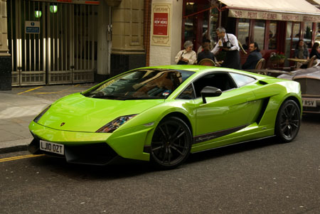 Những chiếc Lamborghini Gallardo màu độc - Hình 1