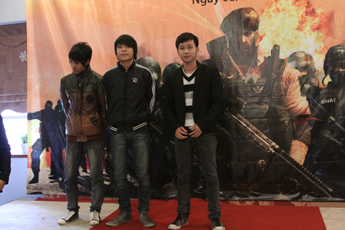 Danh hiệu Best of Sniper 2011 của Đột Kích đã có chủ - Hình 19
