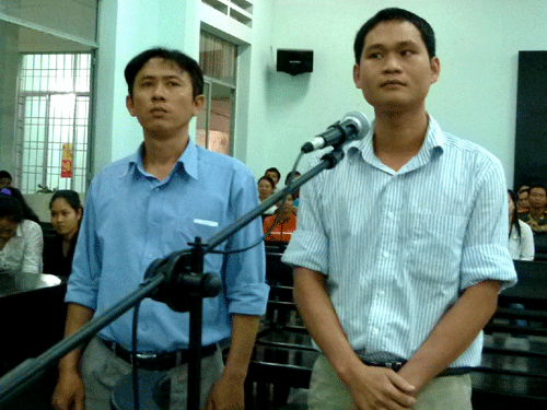 Dùng nhục hình, 2 công an hưởng án treo - Hình 1