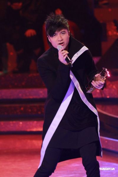 Lâm Phong đại thắng giải TVB 2011 - Hình 14