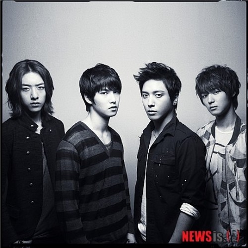Lee Joon cho Thunder (MBLAQ) ăn kẹo đồng vì tình - Hình 3